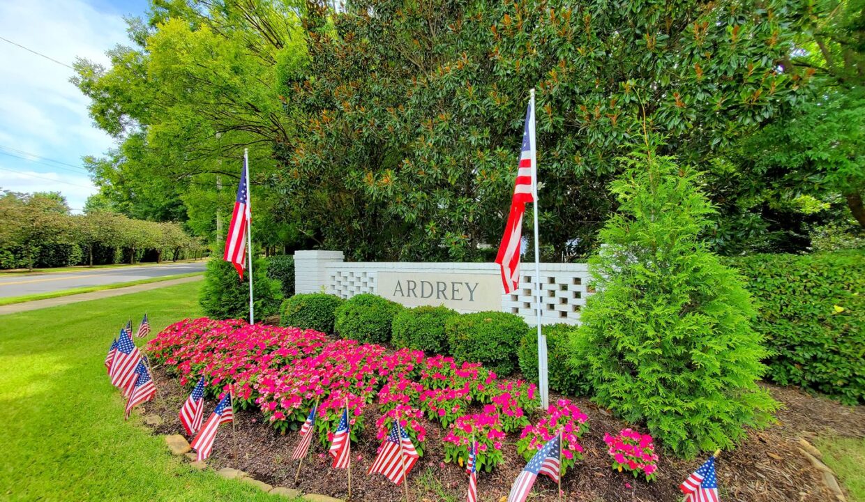17011-Hedgerow-Park-Rd-Charlotte-NC-28277-42