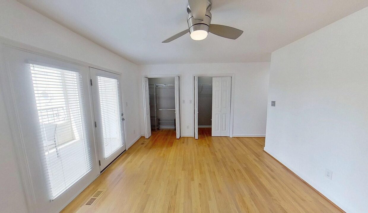 208-E-Davie-St-Raleigh-NC-27601-23