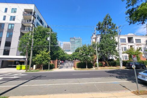 208-E-Davie-St-Raleigh-NC-27601-25