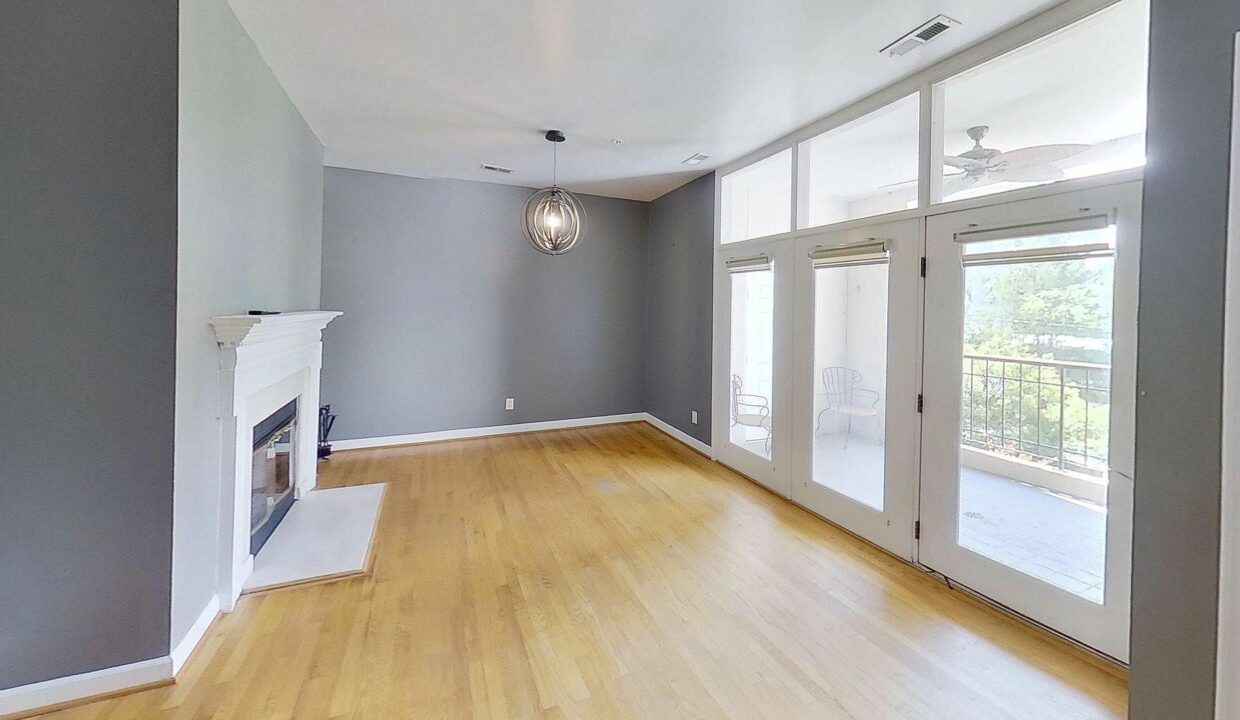 208-E-Davie-St-Raleigh-NC-27601-34