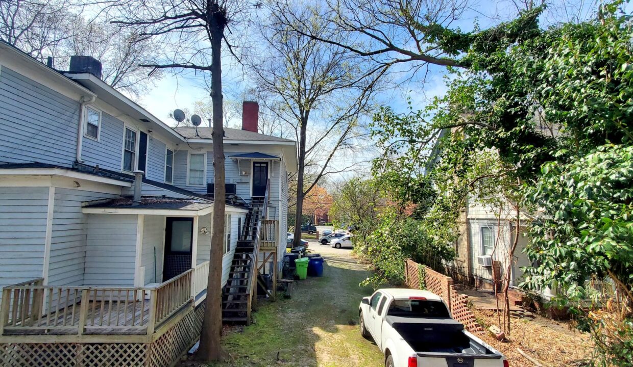 209-E-Peace-St-B-Raleigh-NC-27604-12