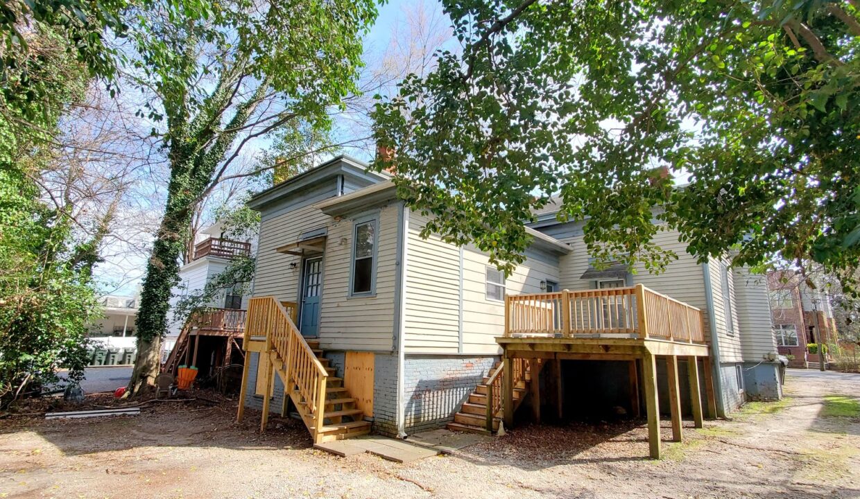 209-E-Peace-St-B-Raleigh-NC-27604-14