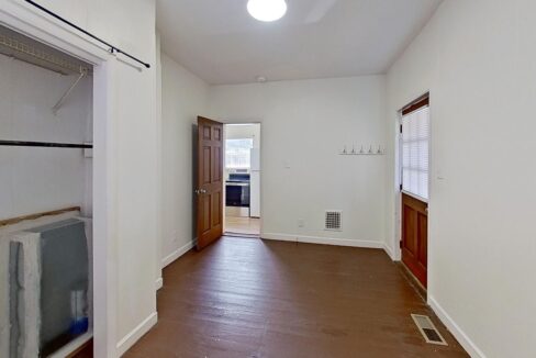 209-E-Peace-St-B-Raleigh-NC-27604-9