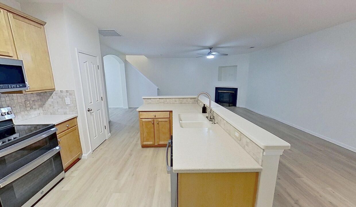 21-War-Admiral-Way-Greenville-SC-29617-10