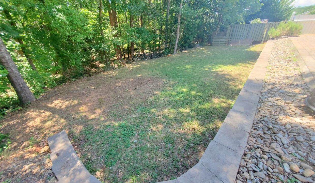 21-War-Admiral-Way-Greenville-SC-29617-15