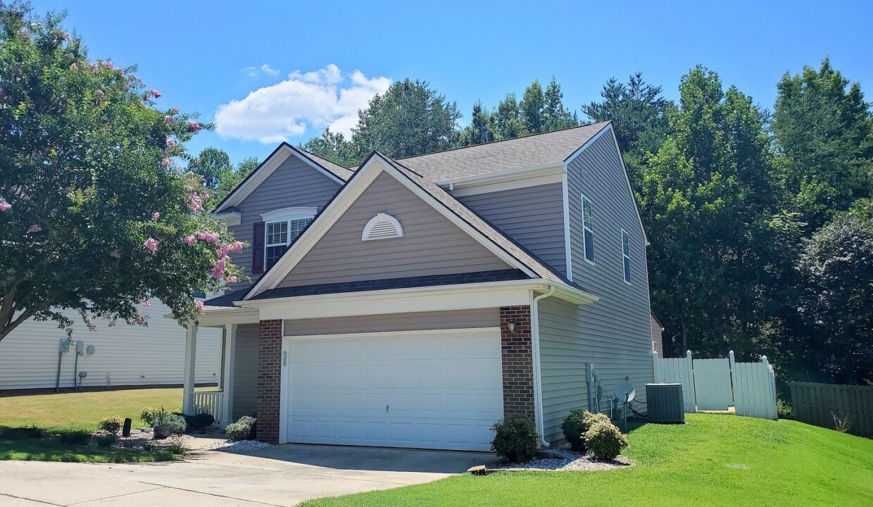 21-War-Admiral-Way-Greenville-SC-29617-17