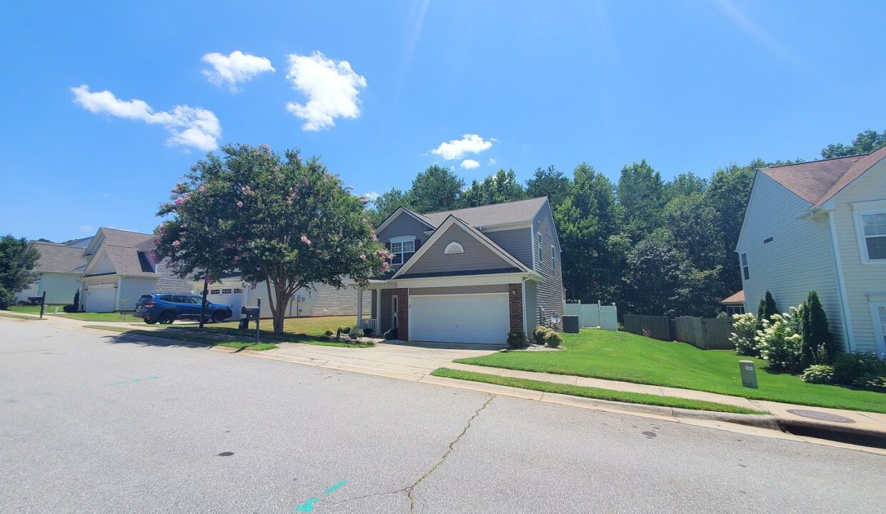 21-War-Admiral-Way-Greenville-SC-29617-27