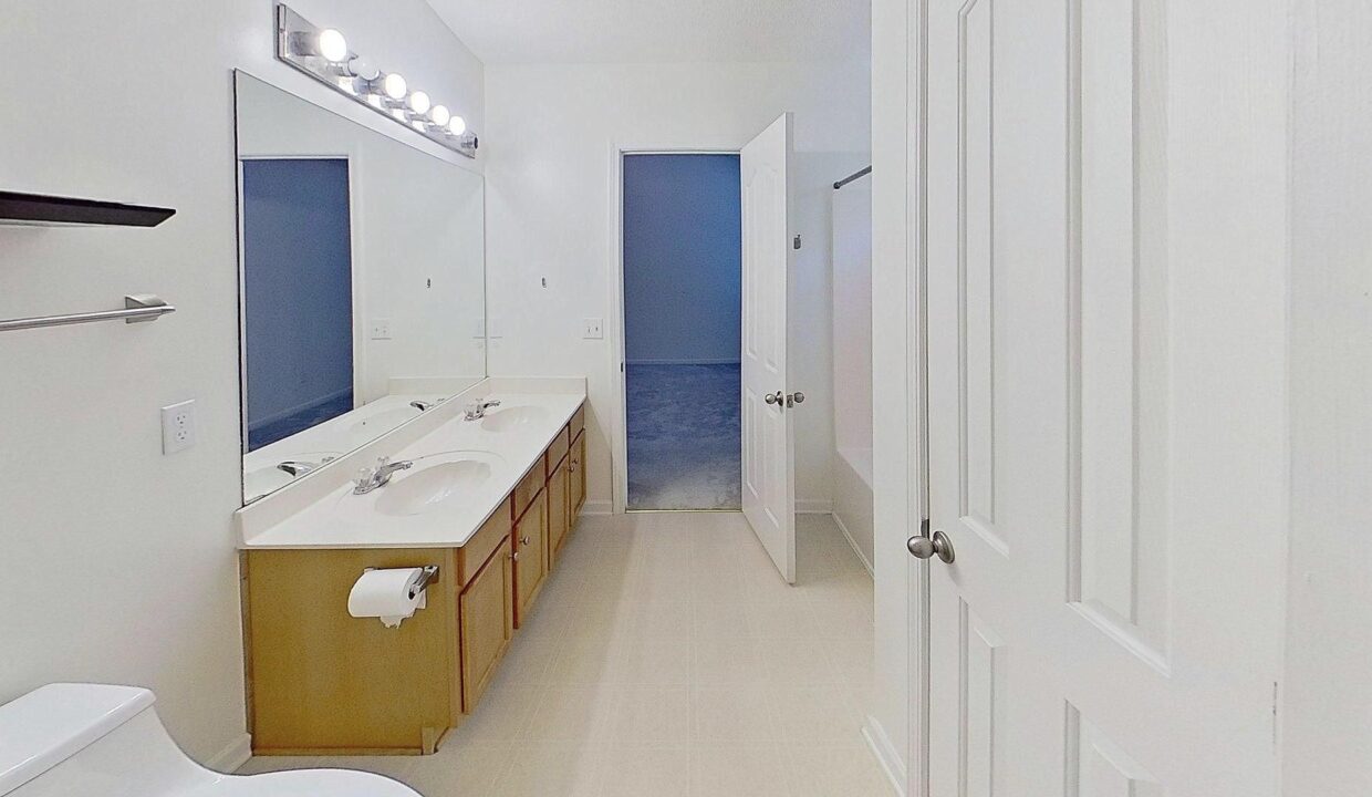 21-War-Admiral-Way-Greenville-SC-29617-36