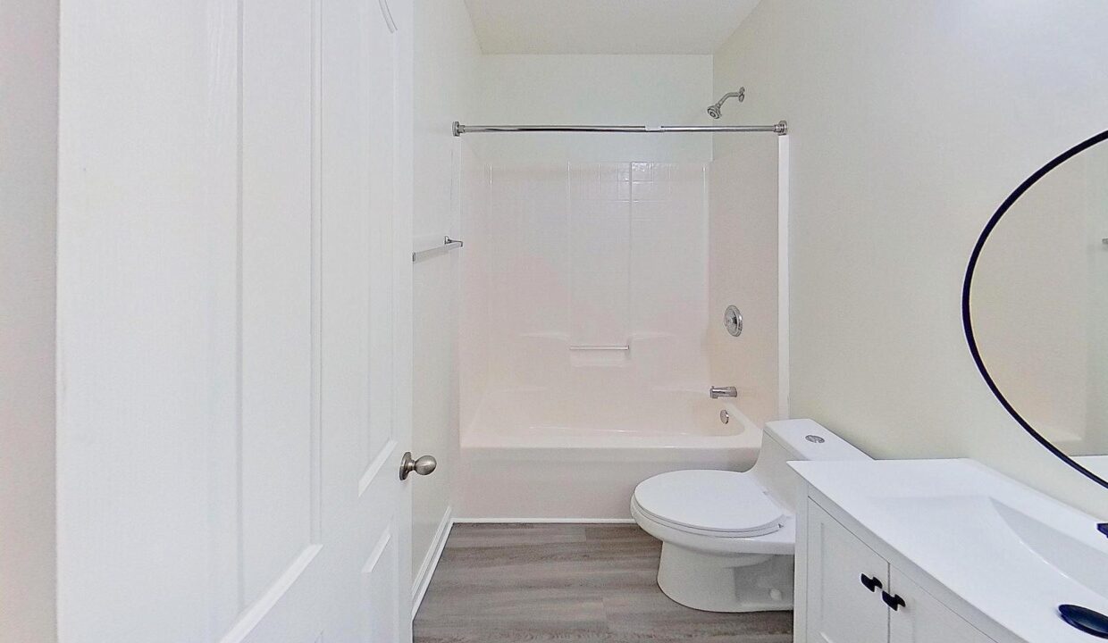 21-War-Admiral-Way-Greenville-SC-29617-38