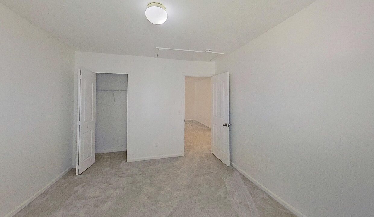 21-War-Admiral-Way-Greenville-SC-29617-41