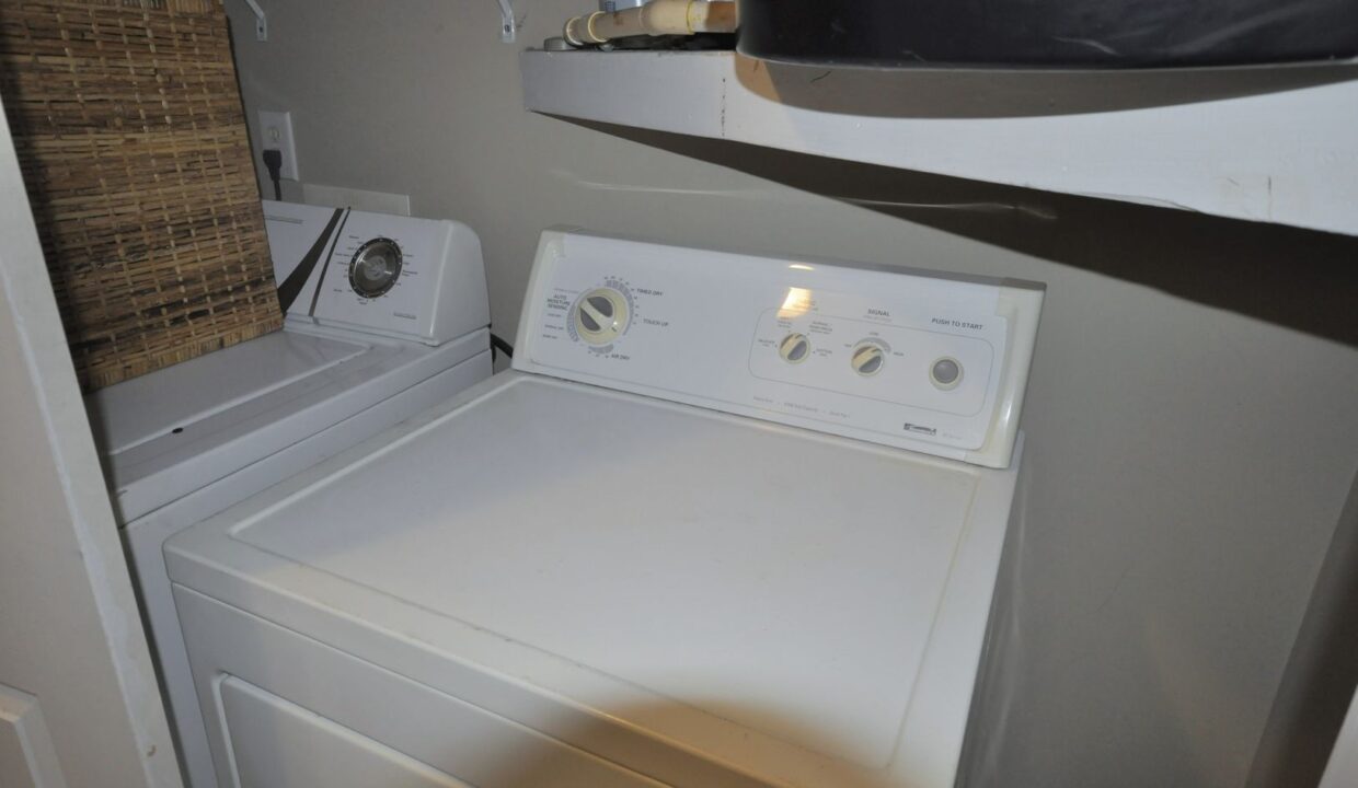 2406-Sapling-Cir-Wilmington-NC-28411-11