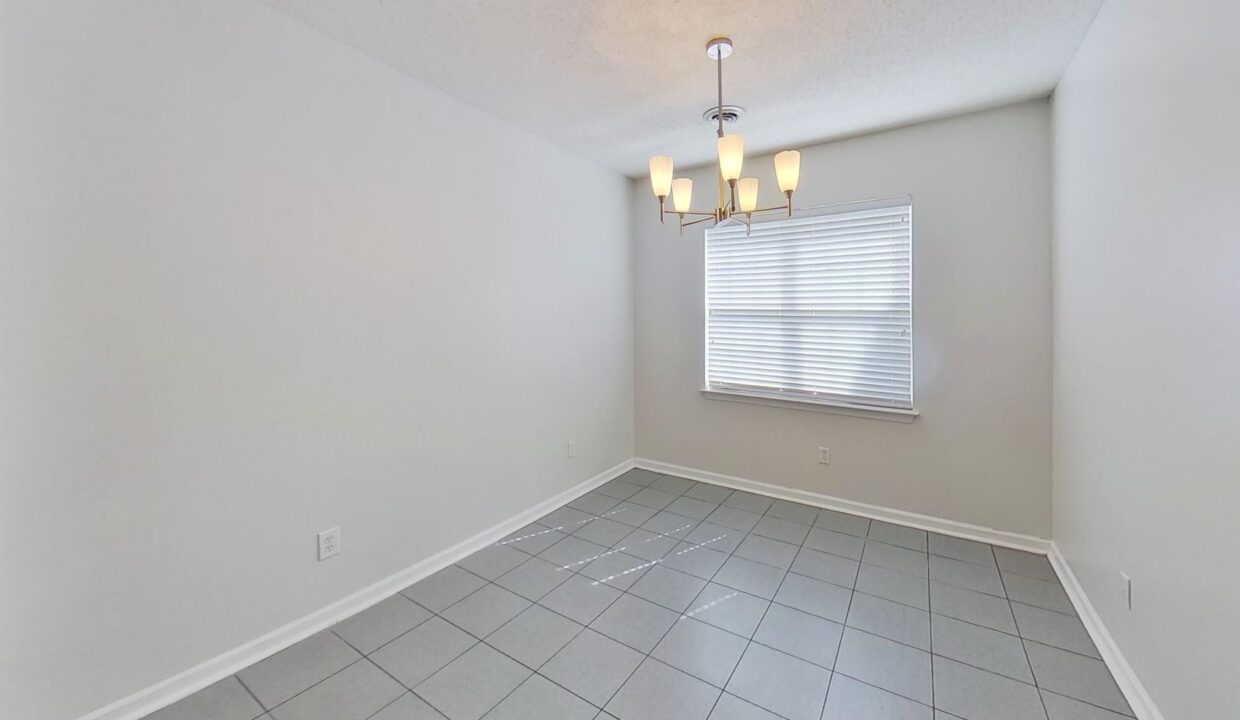 2406-Sapling-Cir-Wilmington-NC-28411-12