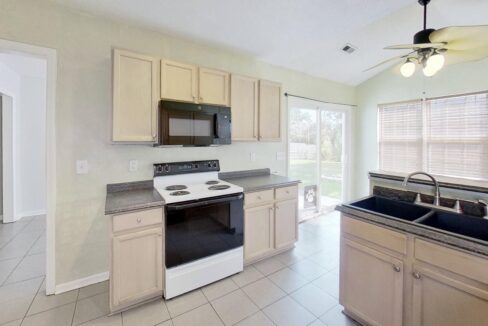 2406-Sapling-Cir-Wilmington-NC-28411-3