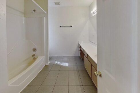 2406-Sapling-Cir-Wilmington-NC-28411-4