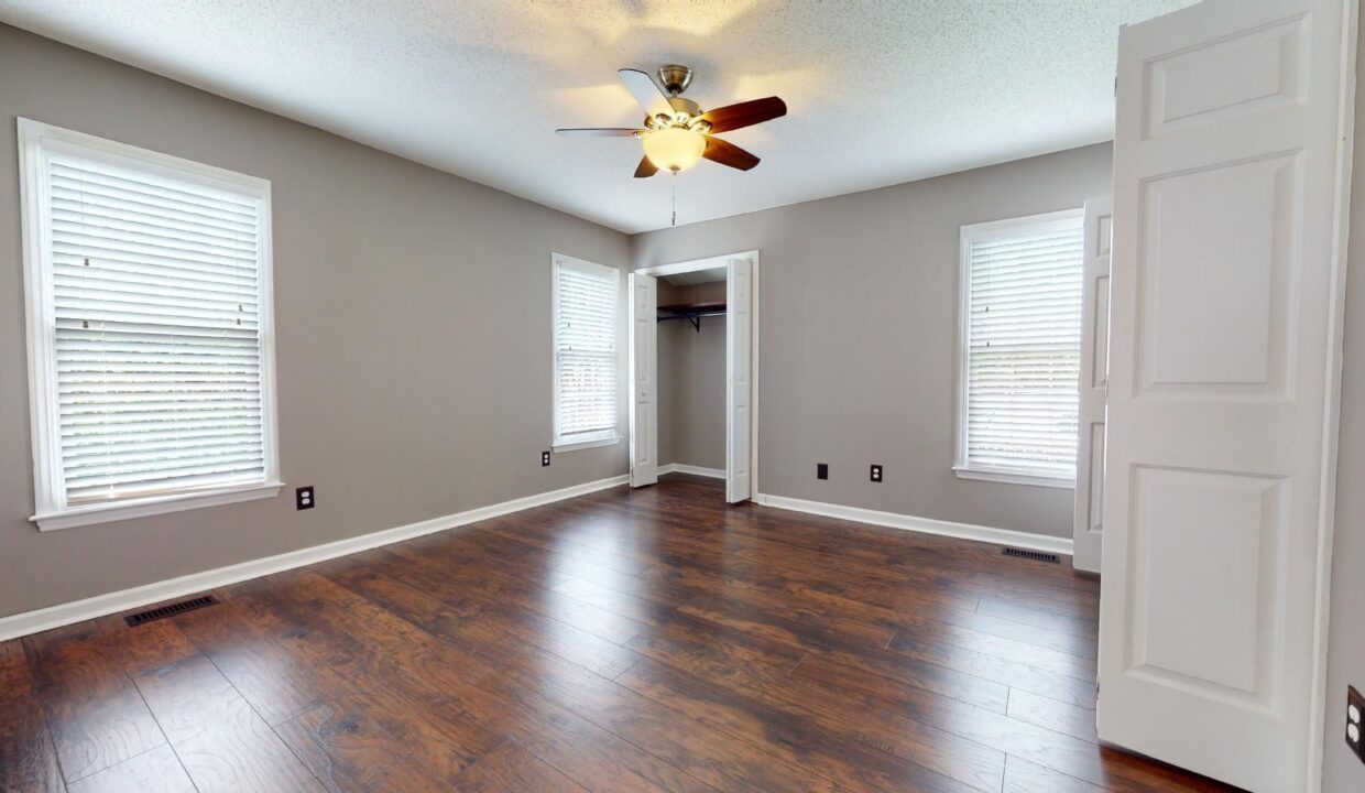 2917-Bannf-Ct-Raleigh-NC-27604-13