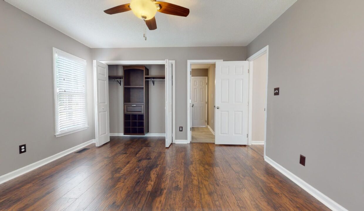 2917-Bannf-Ct-Raleigh-NC-27604-14