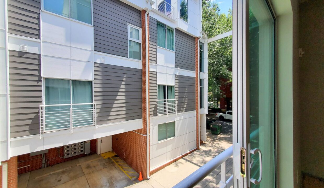 295-McDonald-Ave-Charlotte-NC-28203-12