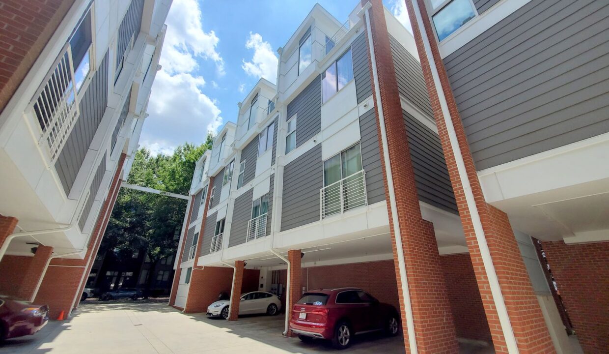 295-McDonald-Ave-Charlotte-NC-28203-32