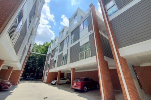 295-McDonald-Ave-Charlotte-NC-28203-32