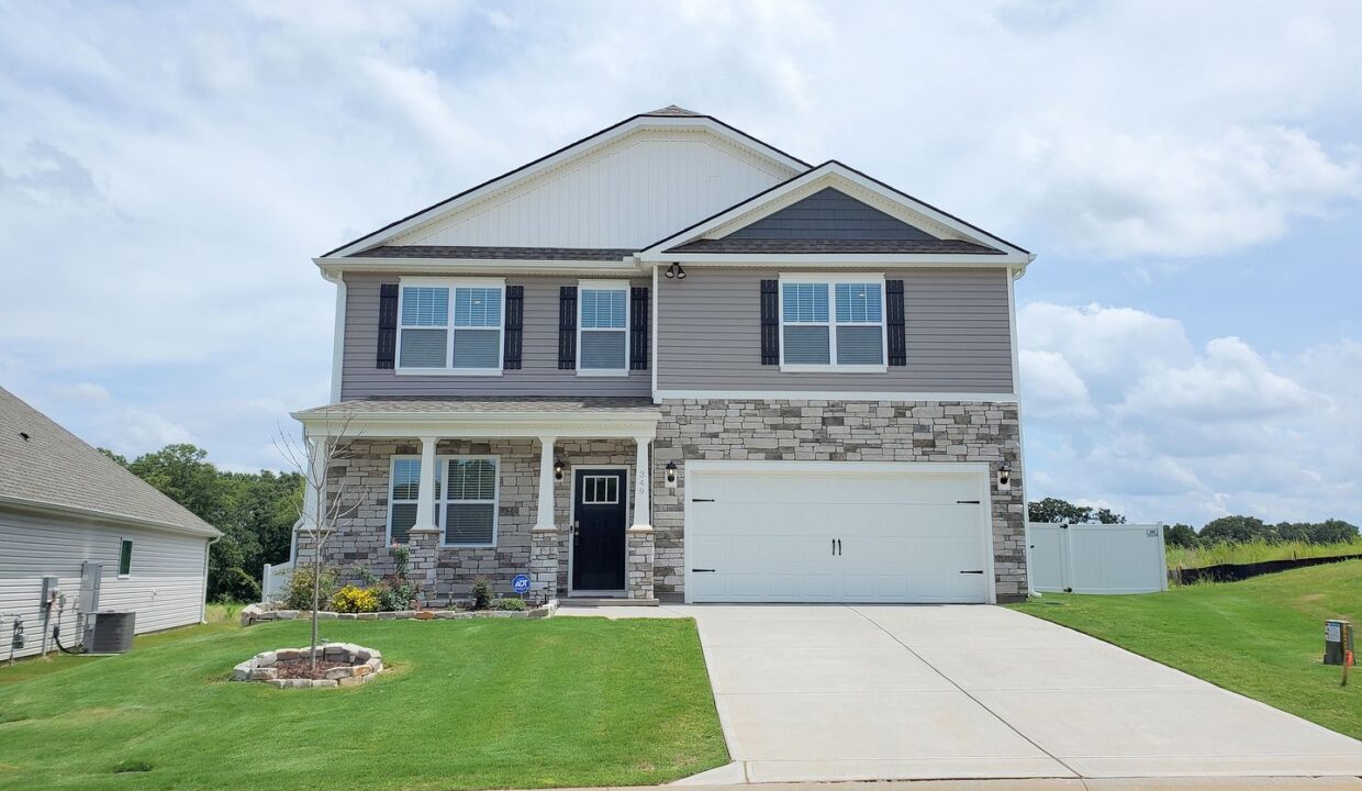 349-Silicon-Dr-Greenville-SC-29605-40