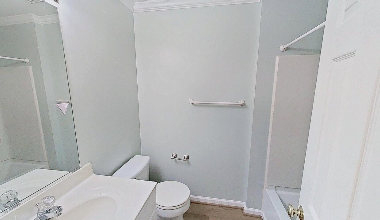 3709-Morris-Farm-Dr-3A-Greensboro-NC-27409-15