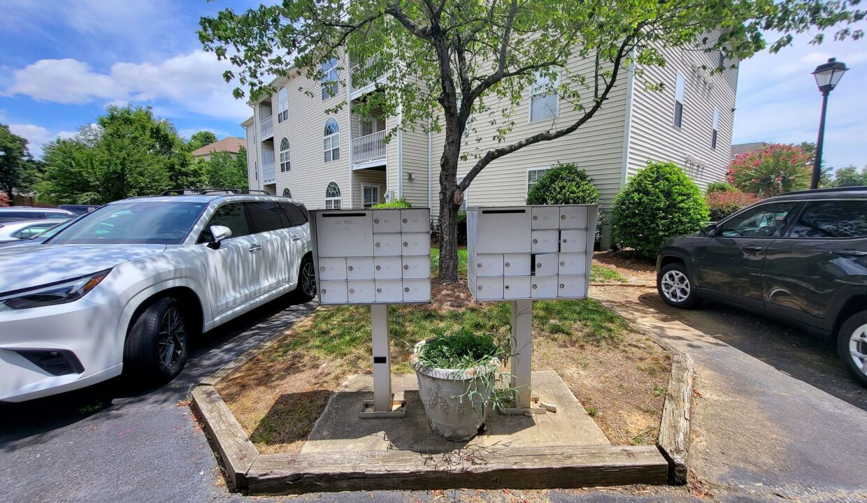 3709-Morris-Farm-Dr-3A-Greensboro-NC-27409-16