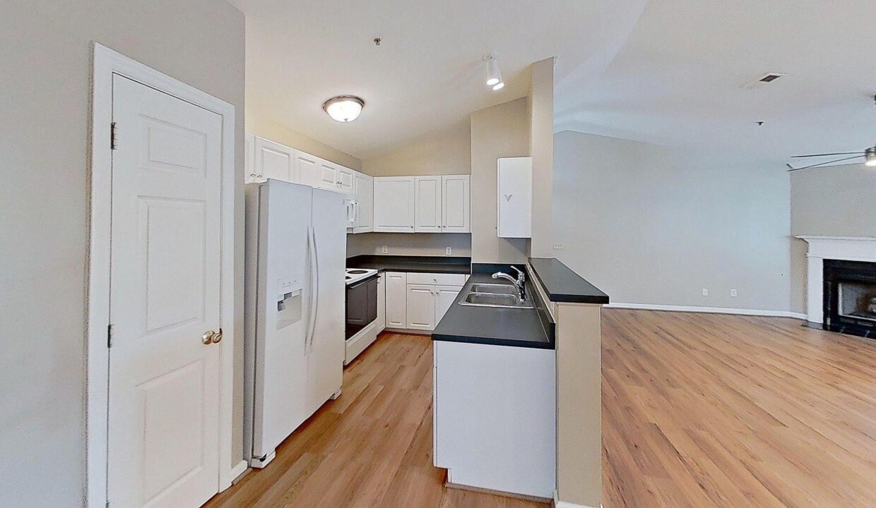 3709-Morris-Farm-Dr-3A-Greensboro-NC-27409-26
