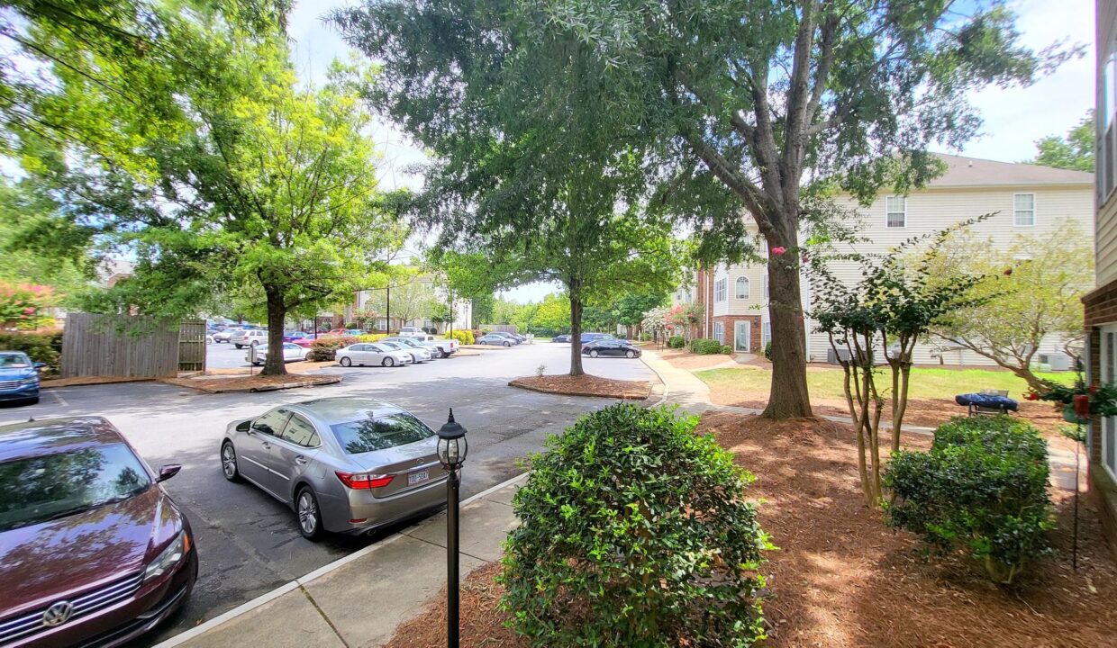 3709-Morris-Farm-Dr-3A-Greensboro-NC-27409-37
