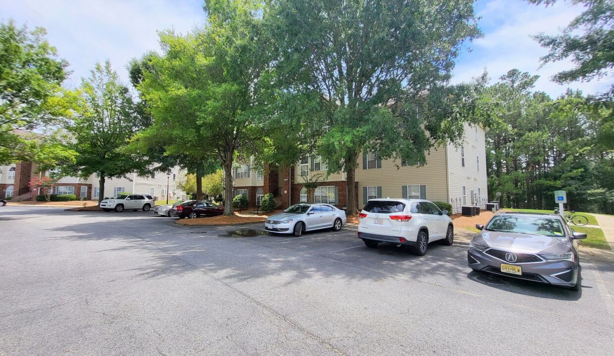 3709-Morris-Farm-Dr-3A-Greensboro-NC-27409-43
