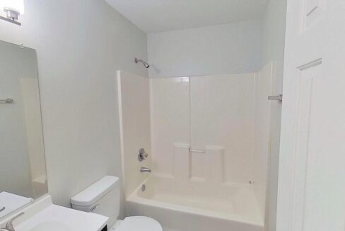 4006-Coltrain-Rd-A-Greensboro-NC-27455-10