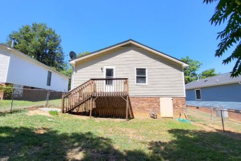 4006-Coltrain-Rd-A-Greensboro-NC-27455-11