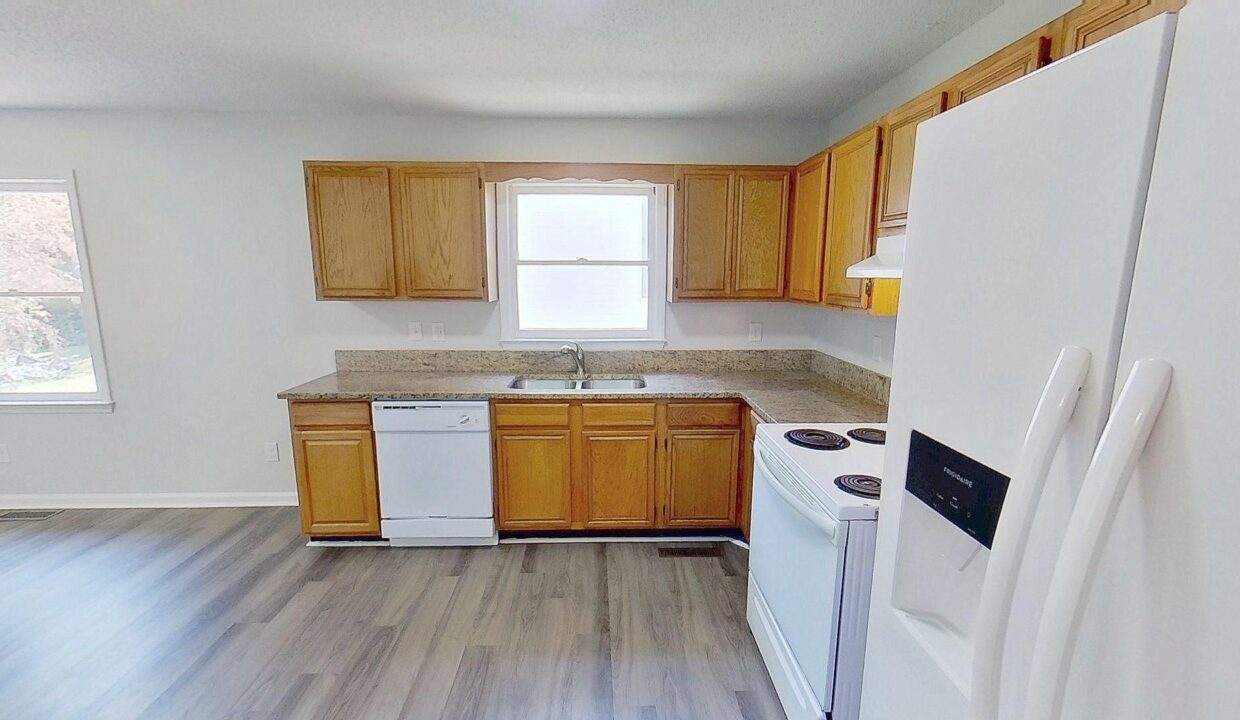 4006-Coltrain-Rd-A-Greensboro-NC-27455-20