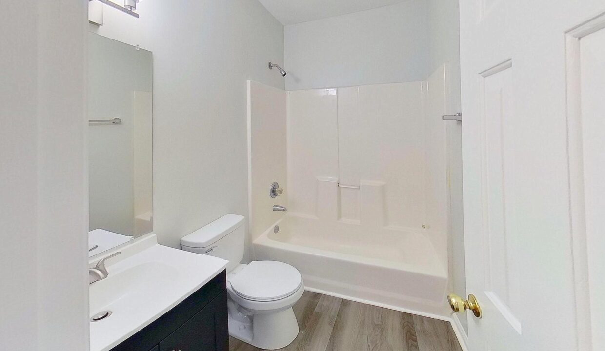 4006-Coltrain-Rd-A-Greensboro-NC-27455-26