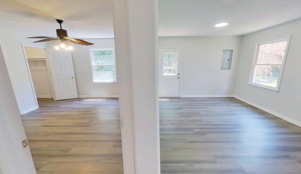 4006-Coltrain-Rd-A-Greensboro-NC-27455-3