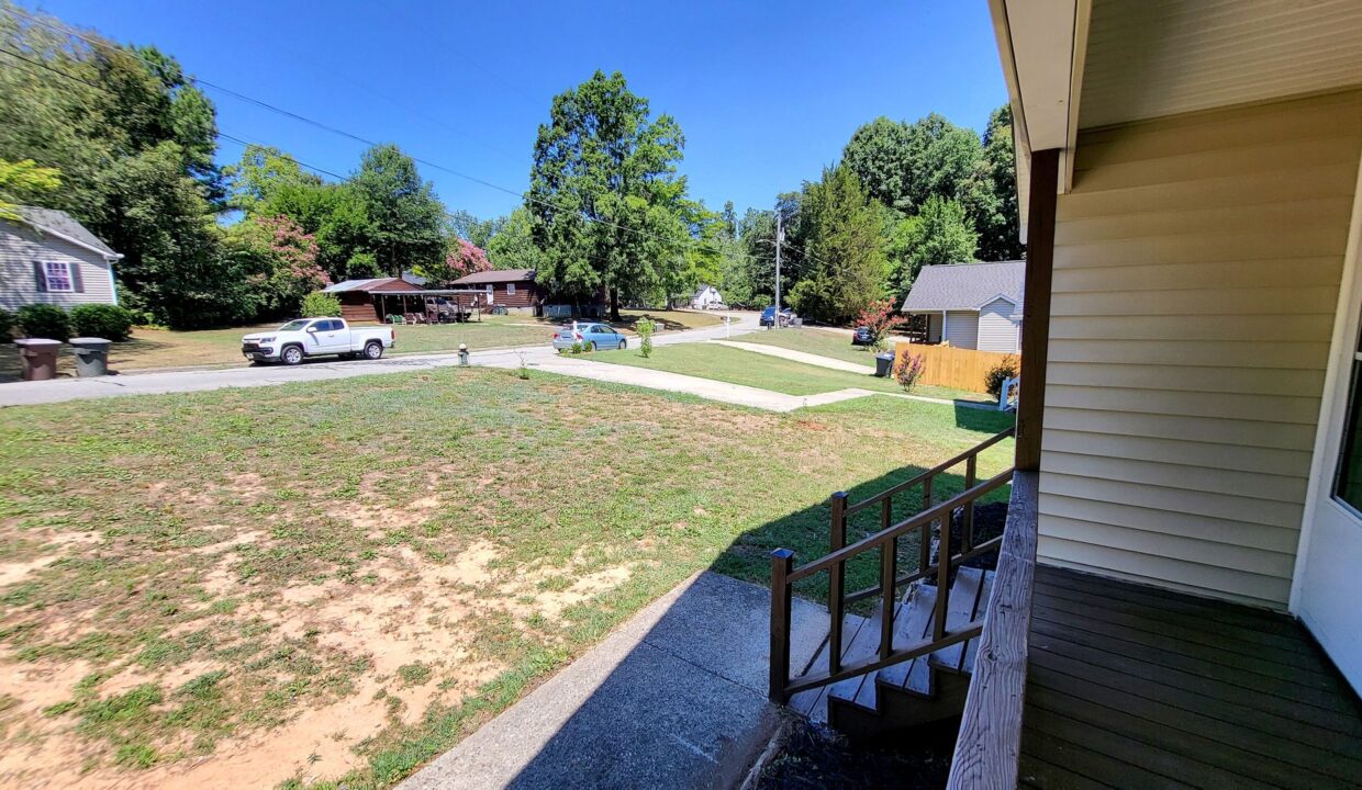 4006-Coltrain-Rd-A-Greensboro-NC-27455-34