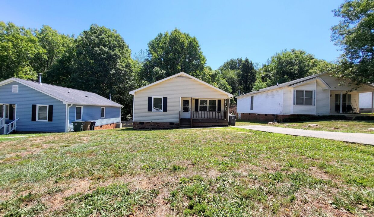4006-Coltrain-Rd-A-Greensboro-NC-27455-37