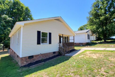4006-Coltrain-Rd-A-Greensboro-NC-27455-39