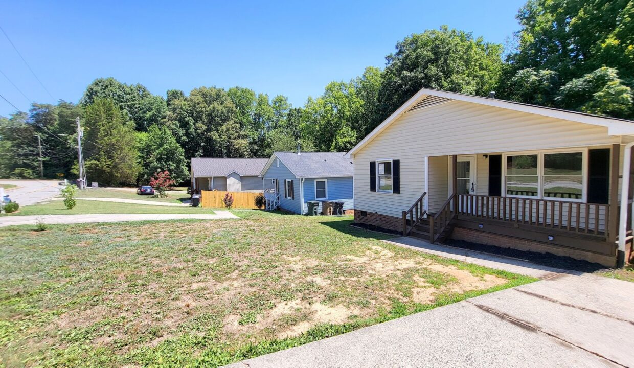 4006-Coltrain-Rd-A-Greensboro-NC-27455-40