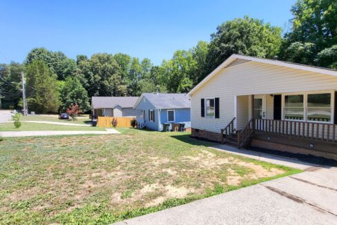 4006-Coltrain-Rd-A-Greensboro-NC-27455-40