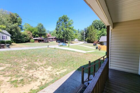 4006-Coltrain-Rd-A-Greensboro-NC-27455-41
