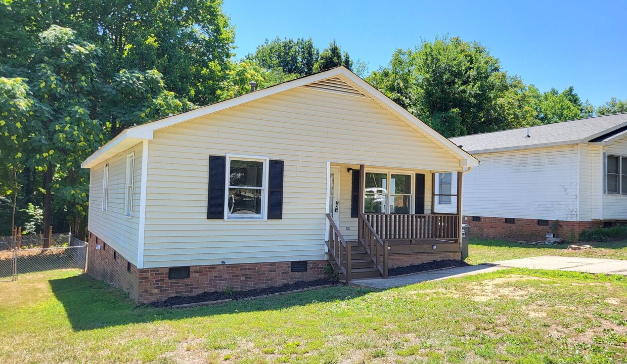 4006-Coltrain-Rd-A-Greensboro-NC-27455-9