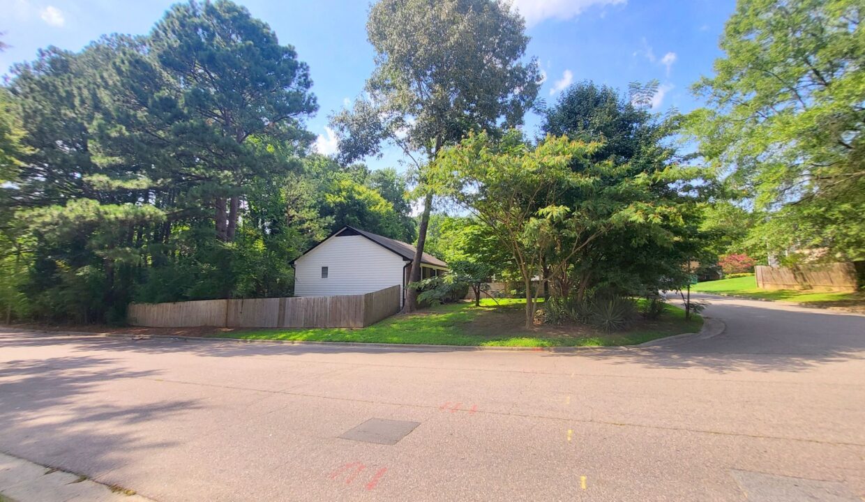 4601-Kresson-Pl-Raleigh-NC-27616-14