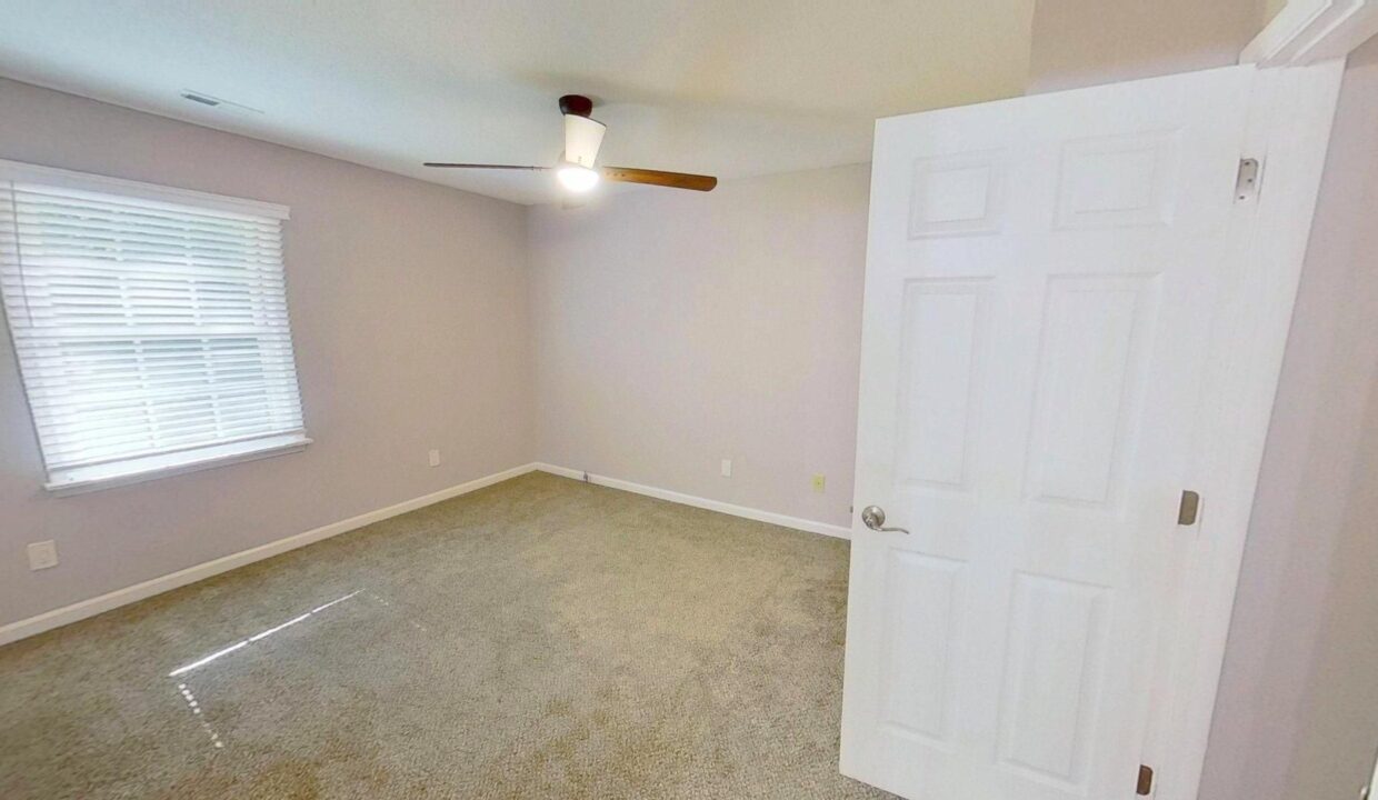 4601-Kresson-Pl-Raleigh-NC-27616-16