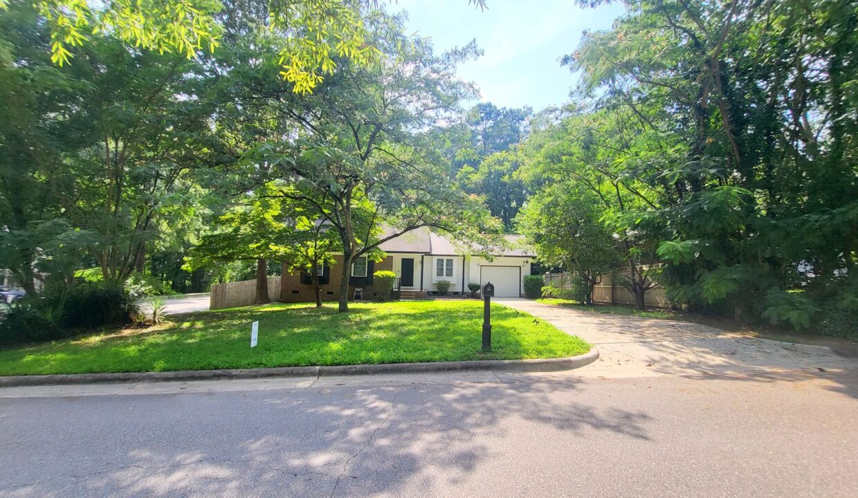 4601-Kresson-Pl-Raleigh-NC-27616-20