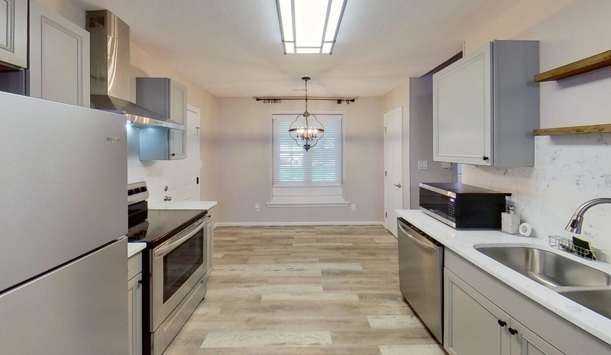 4601-Kresson-Pl-Raleigh-NC-27616-31