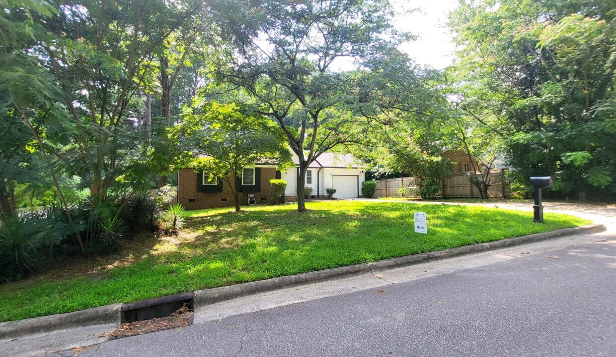 4601-Kresson-Pl-Raleigh-NC-27616-34