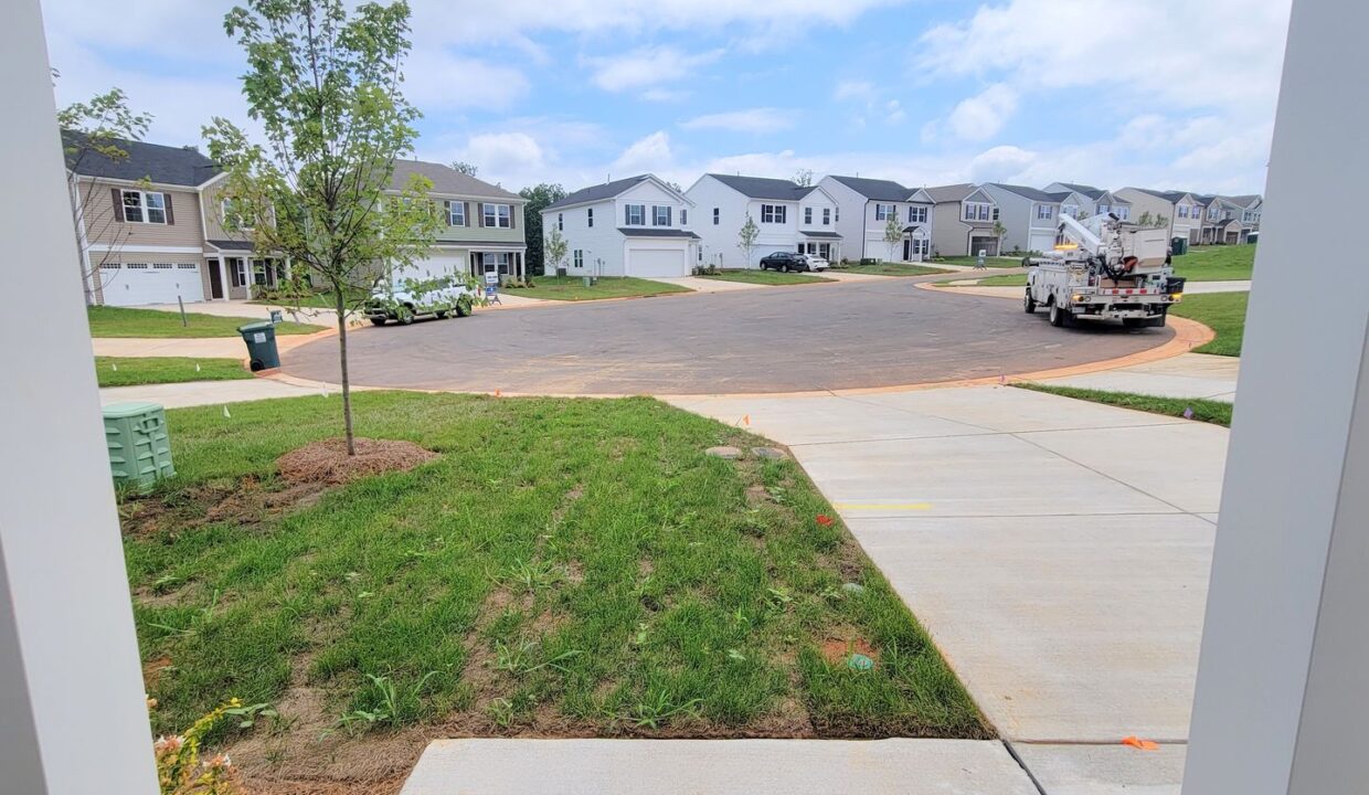 5014-Fallmeade-Rd-Kernersville-NC-27284-30