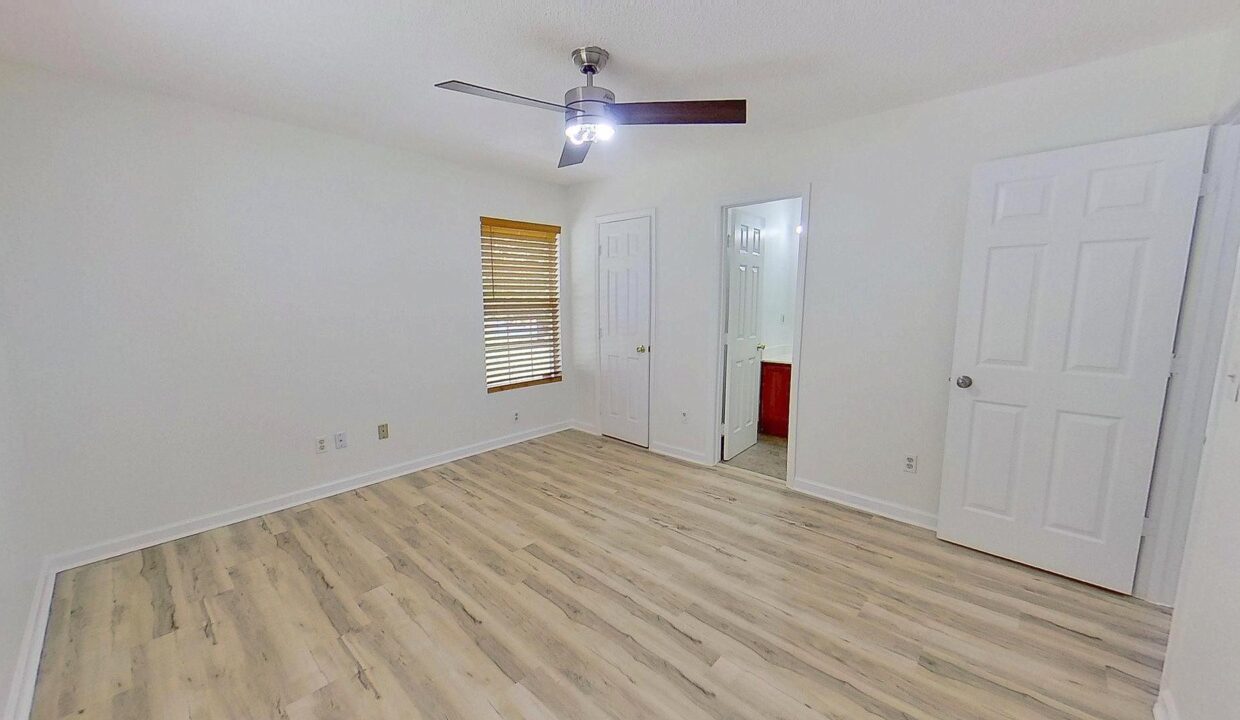 509-Rosecrest-Dr-High-Point-NC-27260-15