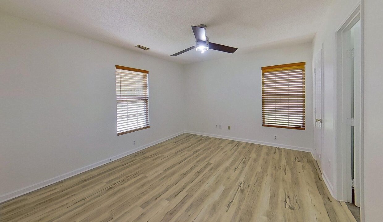509-Rosecrest-Dr-High-Point-NC-27260-22
