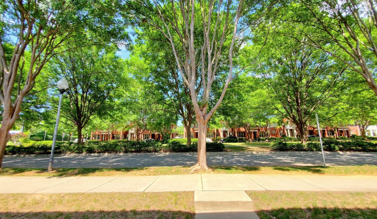 526-E-9th-St-Charlotte-NC-28202-24